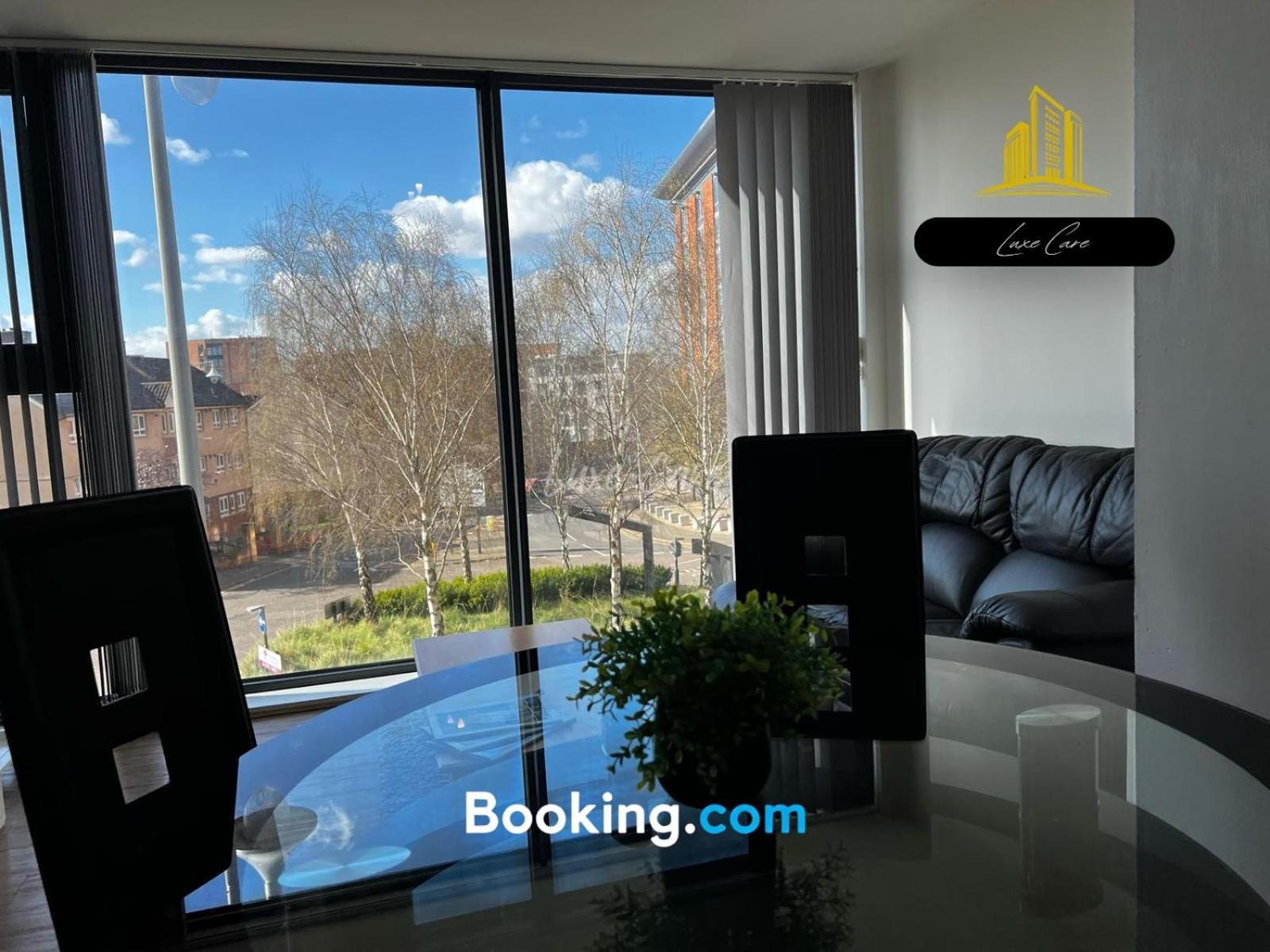 Last-Minute Specials L Book It Now L Sleeps Up To 4 L 2 Bed 2 Bath - Gym - Prime Birmingham Location L Jvt Short Lets Экстерьер фото